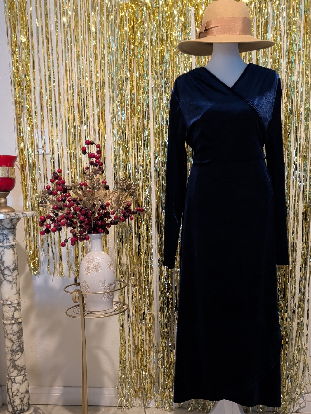 🔥Classic Navy Blue Velvet Long-Sleeve Wrap Dress, Size L Plus
